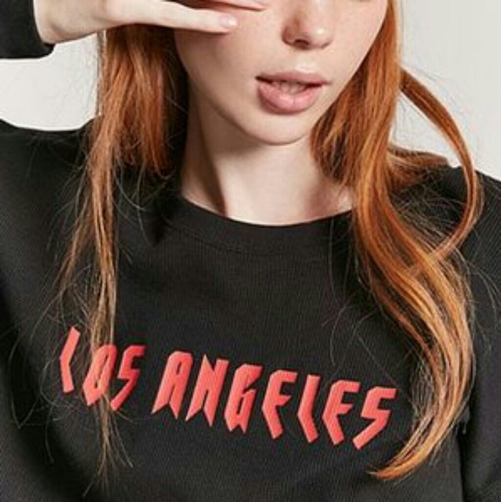 🌹Los Angeles Graphic Cropped Forever 21 Sweater🌹